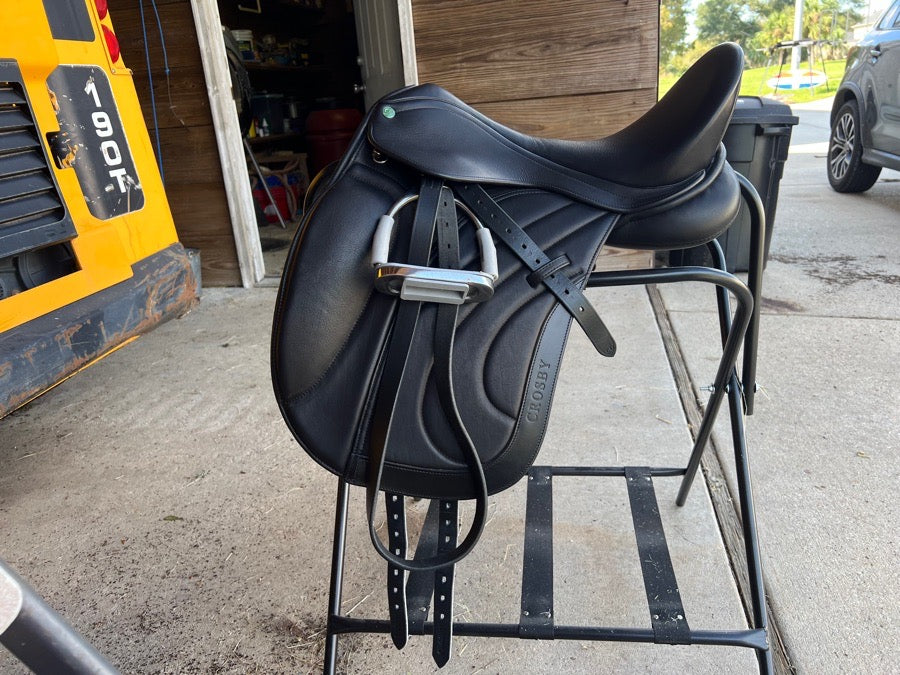 Crosby Dressage Adj Saddle