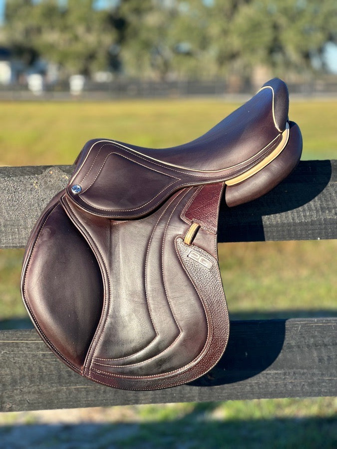 2023 CWD 2Gs Mademoiselle Saddle