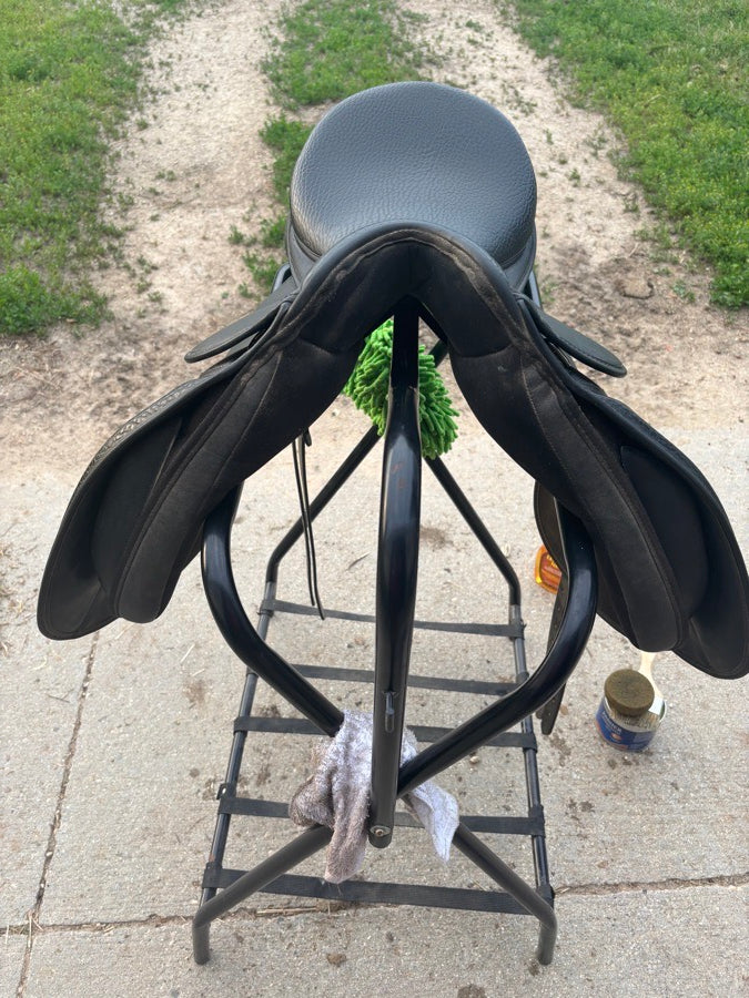 DOVER SADDLERY Dover ProRide Dressage Saddle (4)