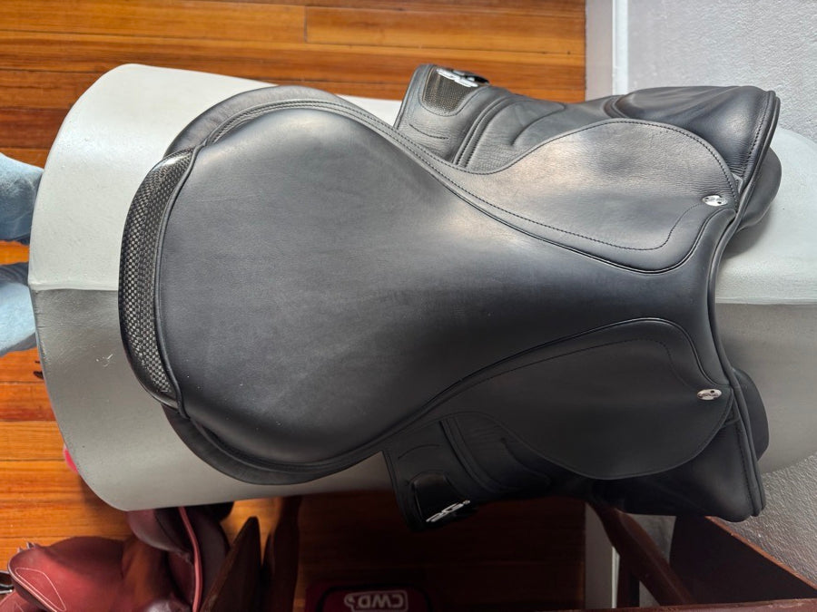 CWD 17.5” CWD SE26 2Gs Saddle - 2L - BLACK - Full Buffalo - RARE! (4)