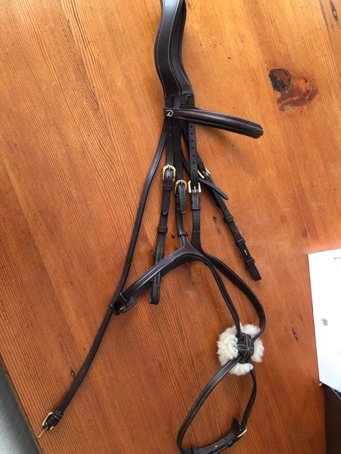Dy’on Collection D Figure 8 Bridle