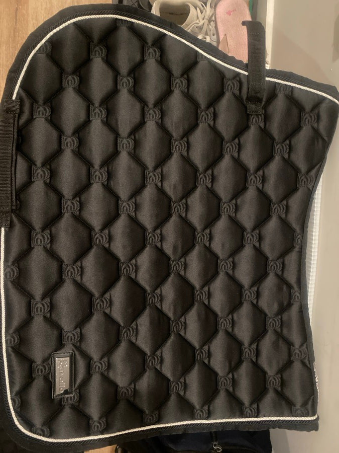 Black cavallo saddle pad