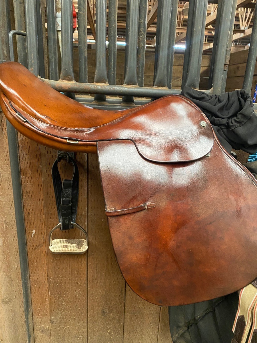England Crosby jumping saddle 17.5”