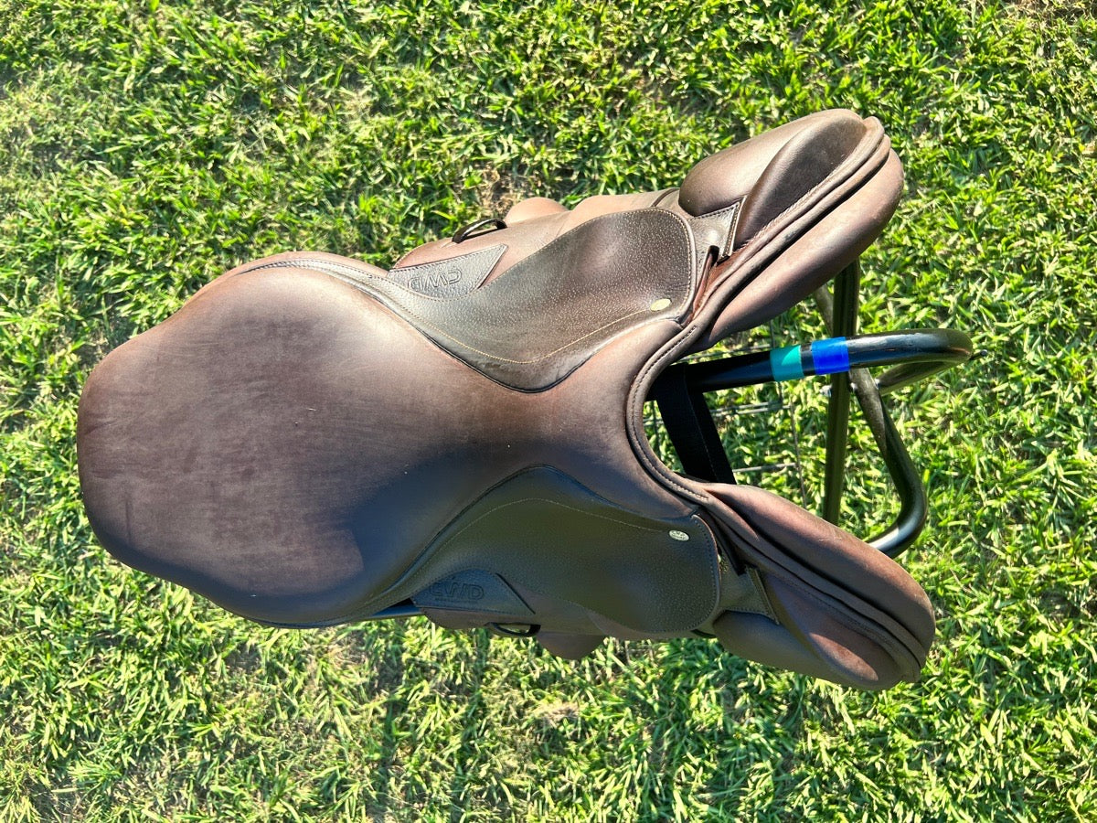 CWD jump saddle