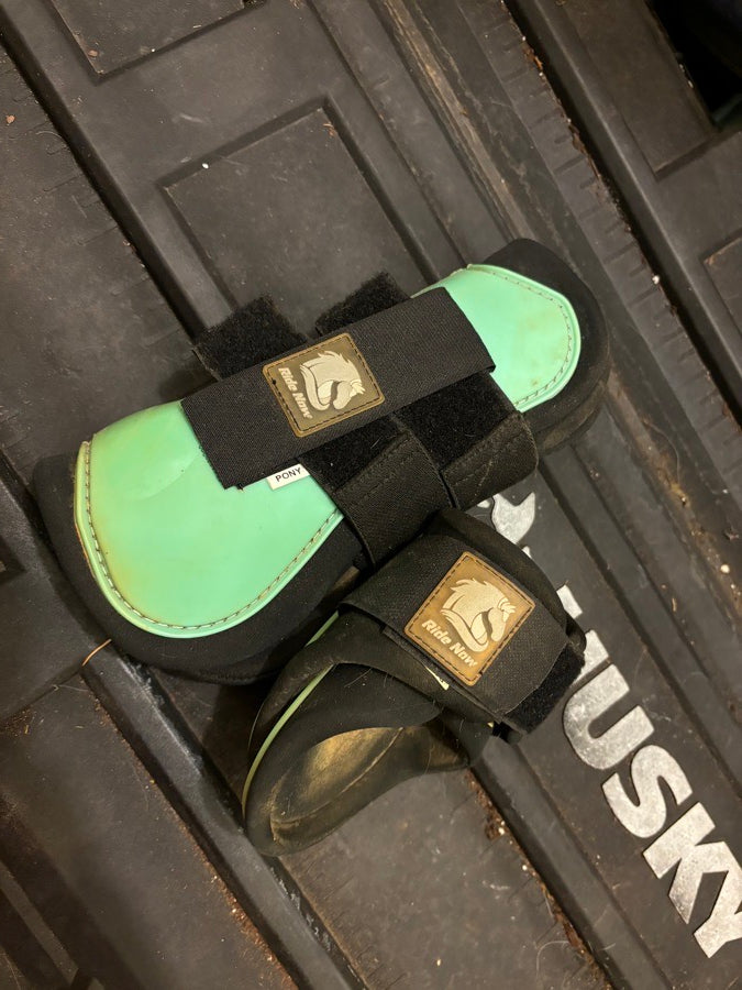 PONY Mint Splint Boots Full Set