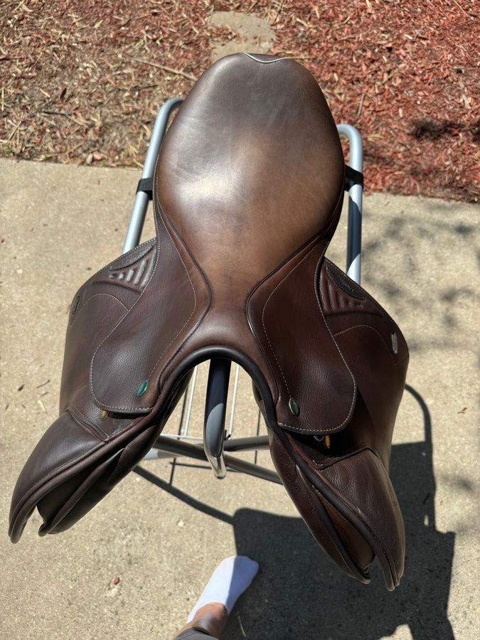 2022 Prestige Versailles 18” Saddle For Sale
