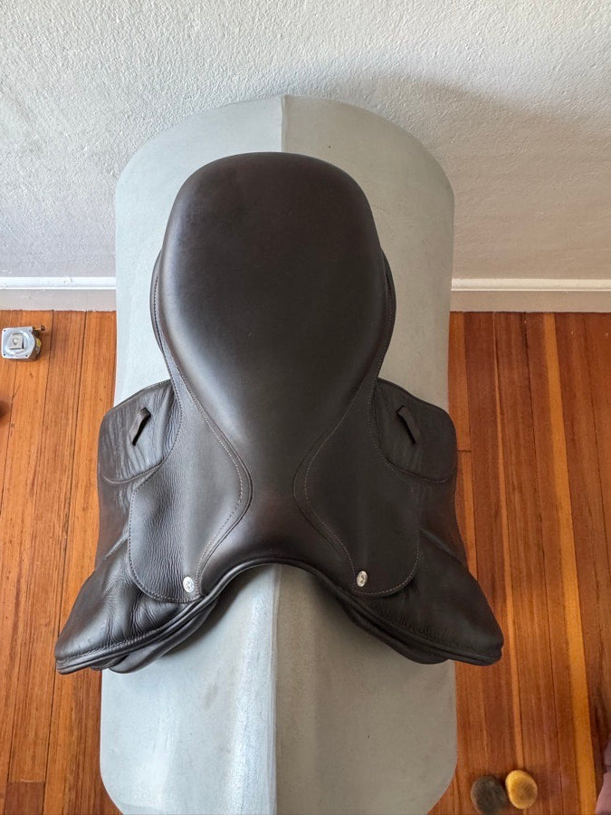 VOLTAIRE 15.5” 2019 Voltaire Welli Saddle - Children’s / Pony - 0A - Full Buffalo (5)