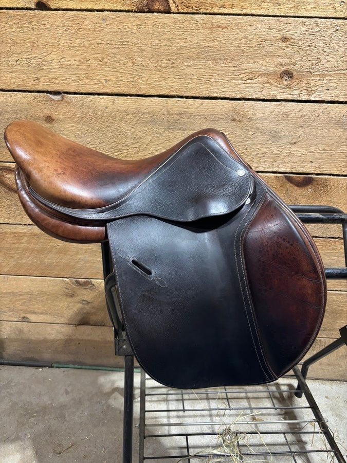 ADT - ARC DE TRIOMPHE 16.5 inch arc de triomphe saddle for sale (2)