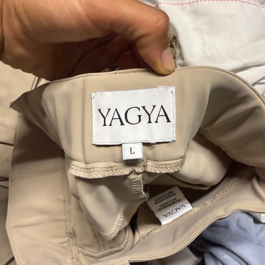 Women’s Large Tan Yagya Full Seat Horseback Riding Breeches. Good Condition.