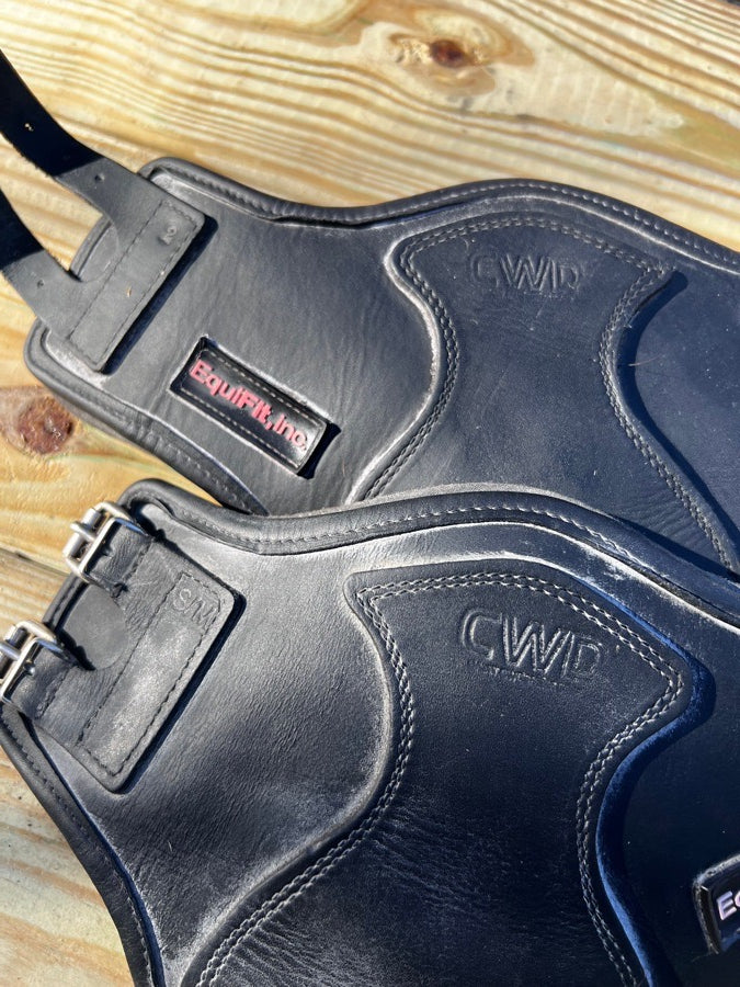 Equifit CWD S/M hind boots