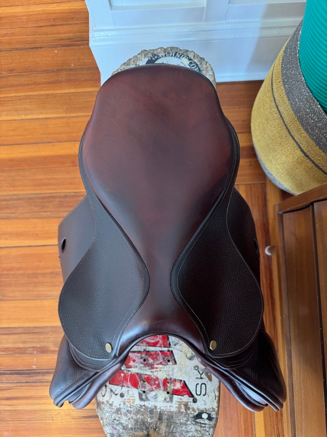 16” Bruno Delgrange Partition Jump Saddle - Like New!
