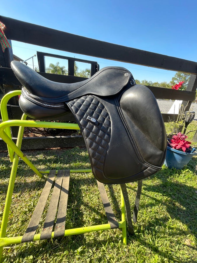 Mac Rider Majestic Exclusive Dressage Saddle