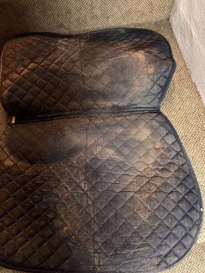 CENTAUR Blue Centaur saddle pads (4)