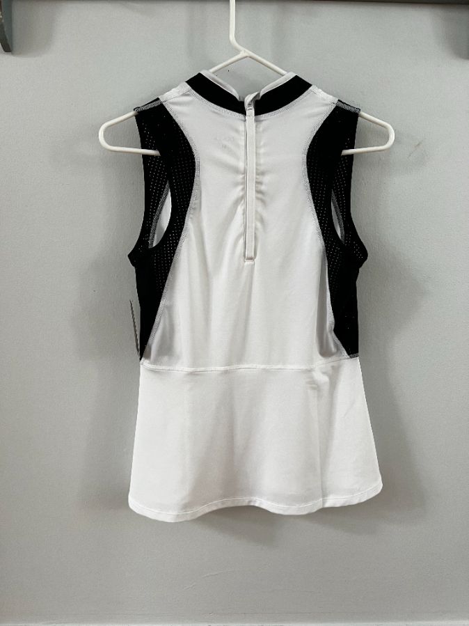 SHIRES Dover Performance Sleeveless Women's Top NWT
