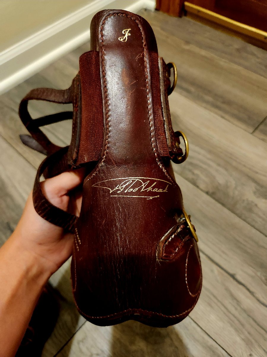 Front and back Leather jump boots