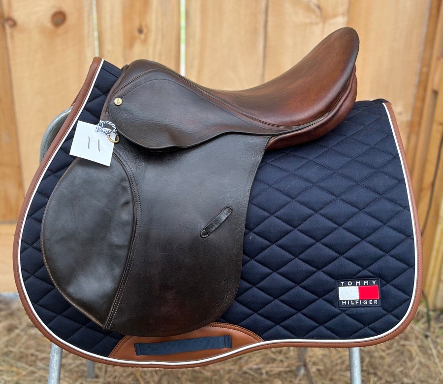 OTHER 17” M CC jump saddle