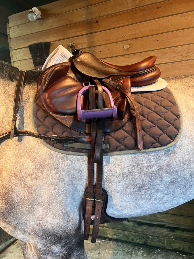 2021 CWD SE12 17.0 1AA  Monoflap  Jump Saddle