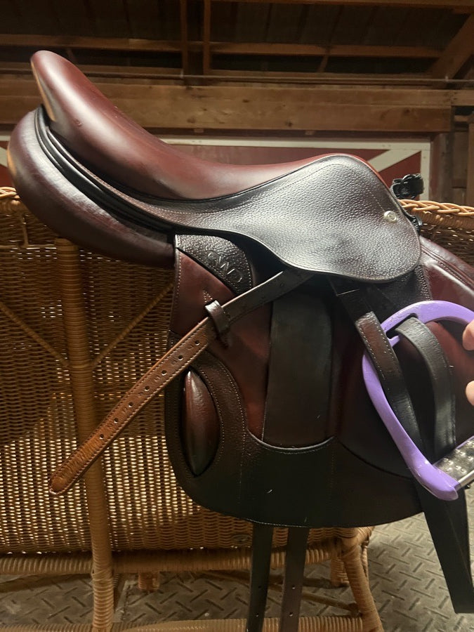 2021 CWD SE12 17.0 1AA  Monoflap  Jump Saddle