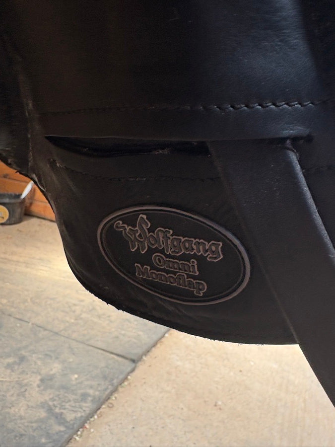 CUSTOM SADDLERY Custom dressadge saddle (6)