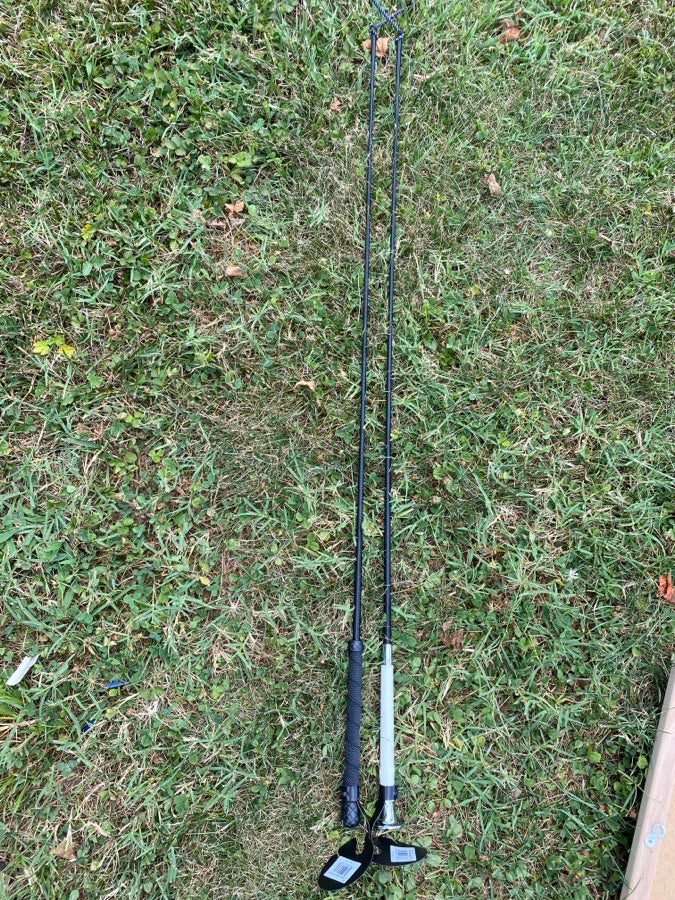 2 Perris dressage whips