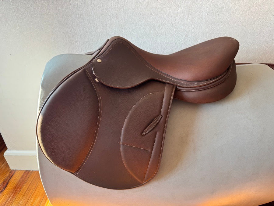 ARION 17” 2023 Arion J2 Saddle - Q2 - Full Buffalo - Shoulder Freedom Panels - NEW