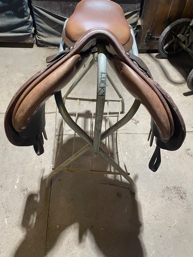 17” Beval Natural Saddle
