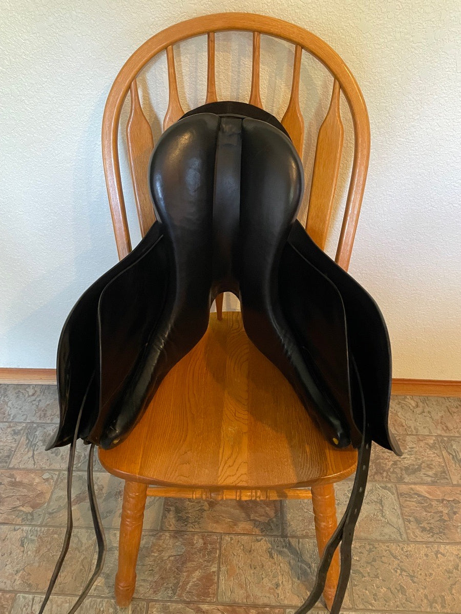 CROSBY Crosby Robert Dover Freestyle II dressage saddle (6)