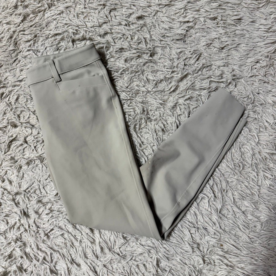 Women’s Size IT40 Tan Ego 7 Knee Patch Horseback Riding Breeches. Good Condition