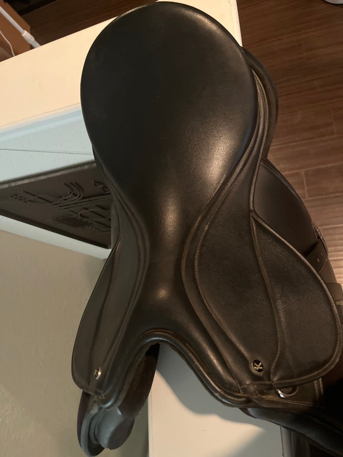 KINCADE 16.5” Kincade ap saddle (4)