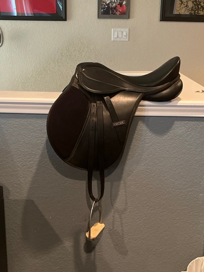 KINCADE 16.5” Kincade ap saddle
