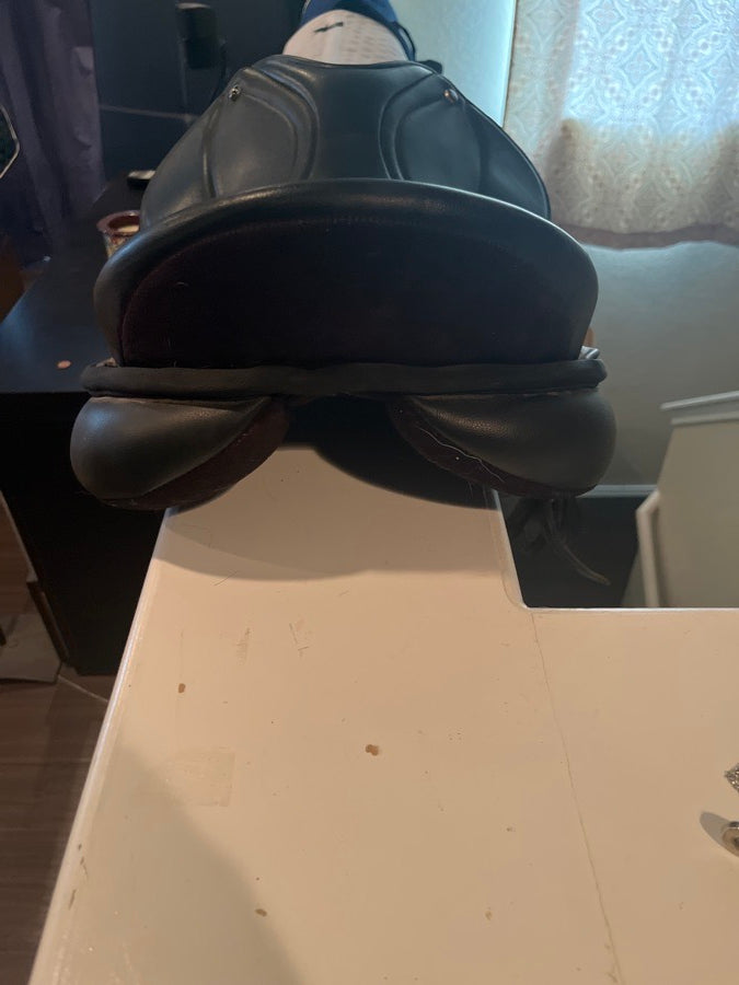 KINCADE 16.5” Kincade ap saddle (3)