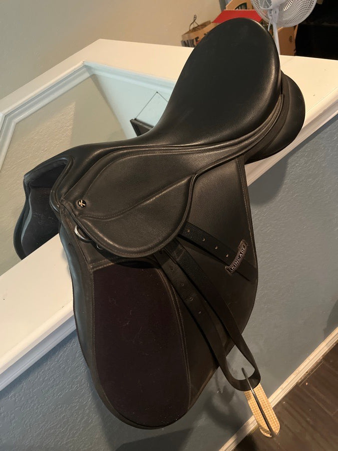KINCADE 16.5” Kincade ap saddle (2)
