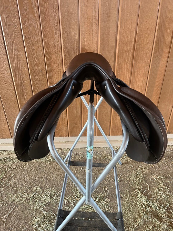 HDR - HENRI DE RIVEL 17" HDR Galia Close Contact Saddle (3)