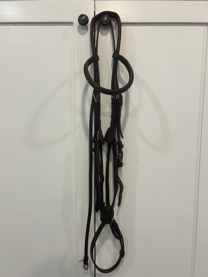 VESPUCCI Vespucci Figure 8 Jumper Bridle, Padded and Square Raised