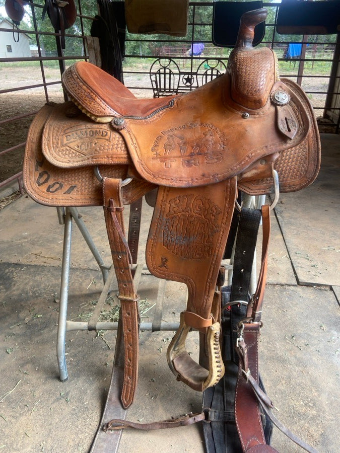 Roping saddle