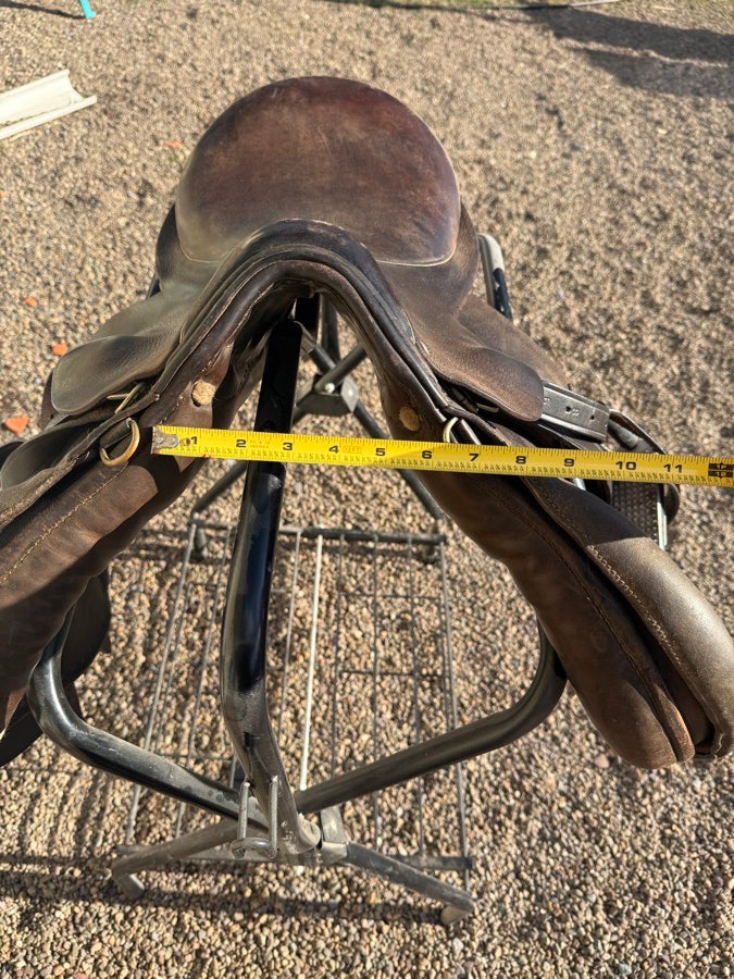 STUBBEN 18” Saddle (4)