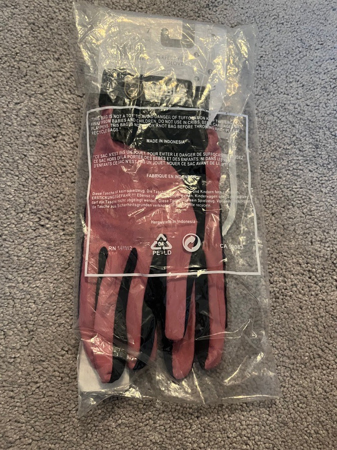 Noble equestrian gloves