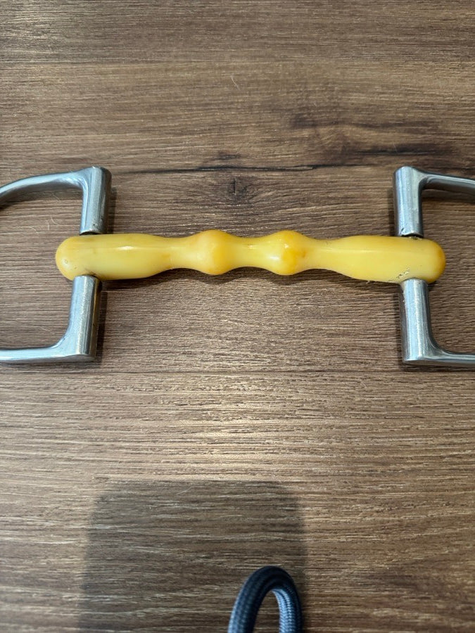 HAPPY MOUTH Happy Mouth Shaped Mullen Mouth King Hunter D Ring. 5 1/4" (4)