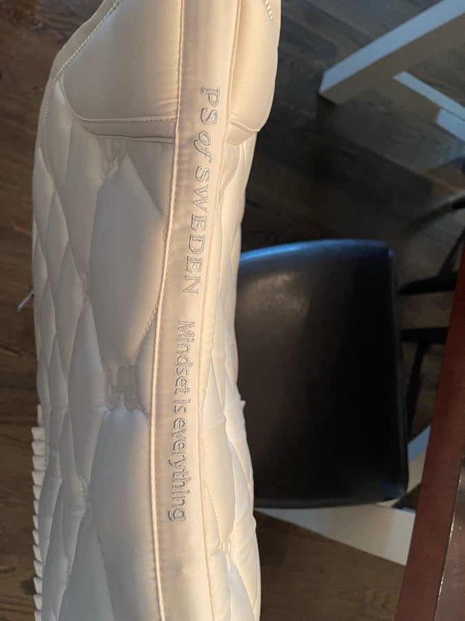PS OF SWEDEN PSOS Saddle Pad Jump Ruffle Pearl(New with tags) (2)