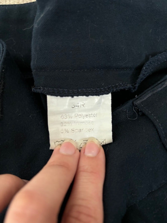 34R Smartpak Piper Original Low-rise silicone grip, navy, knee patch. Used