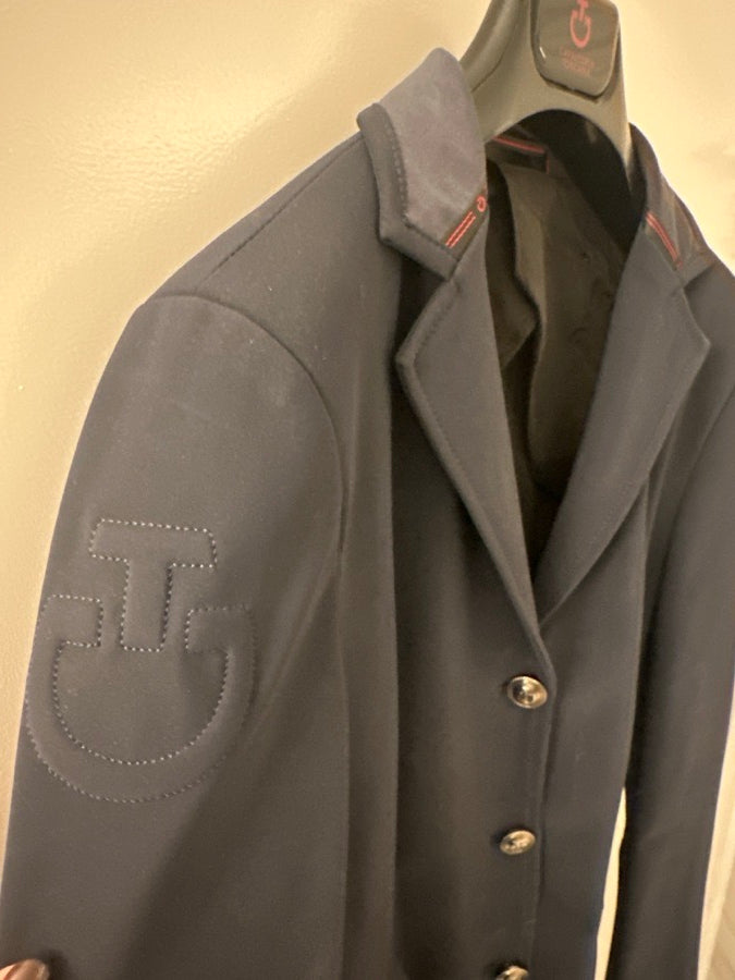 Women’s Cavalleria Toscana Showcoat. Like new.
