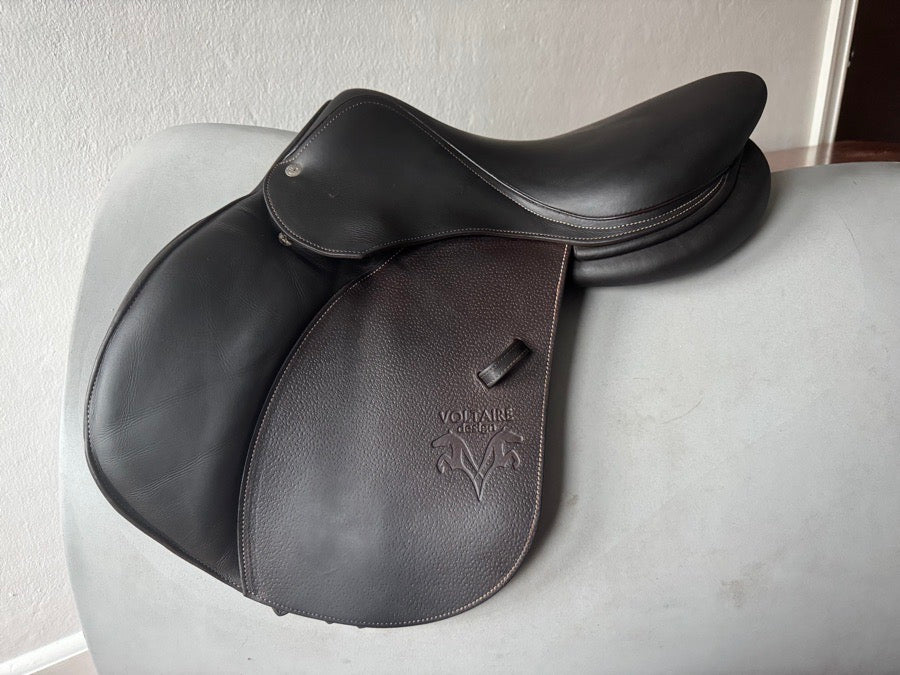 VOLTAIRE 16.5” 2021 Voltaire Palm Beach Saddle - 1A - Grained Buffalo - MINT (8)