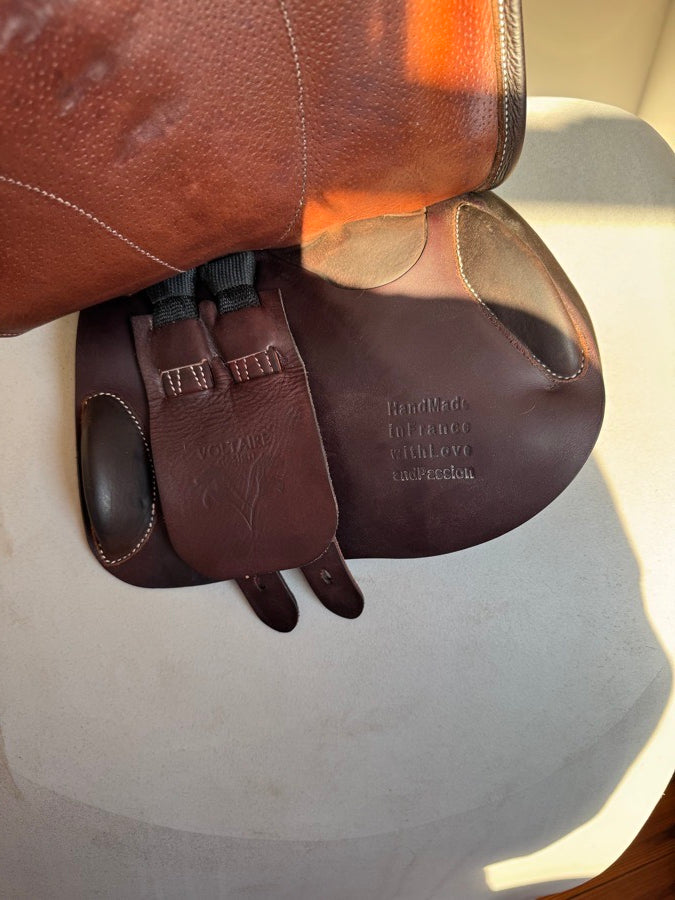 VOLTAIRE 15.5” 2022 Voltaire Welli Child / Pony Saddle - Full Buffalo - MINT! (6)