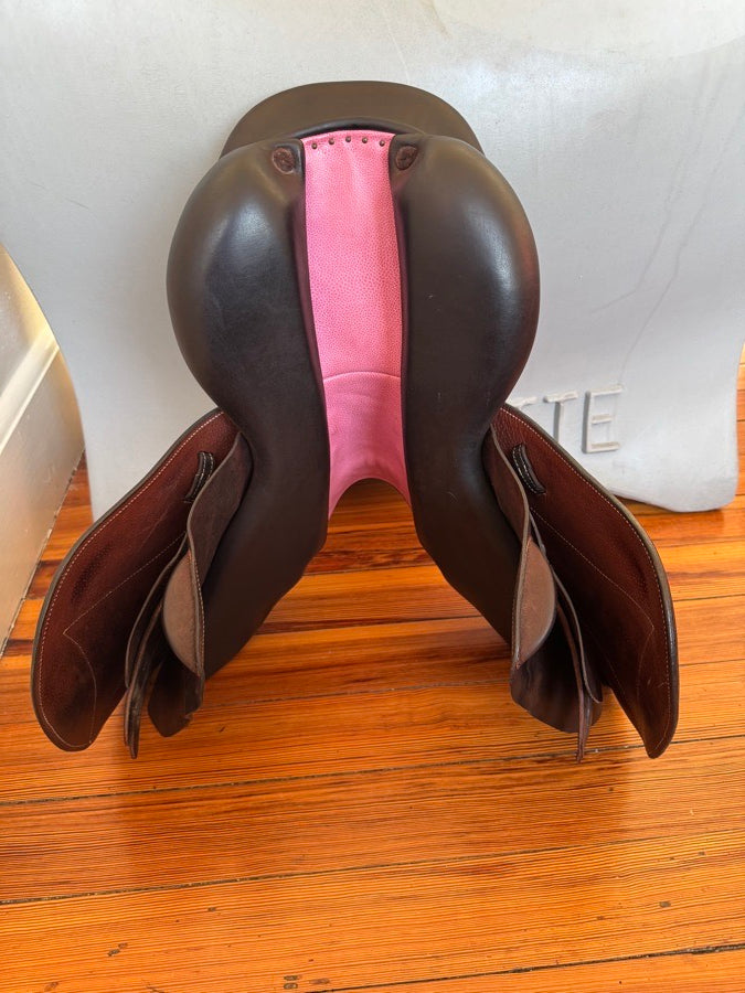 VOLTAIRE 15.5” 2022 Voltaire Welli Child / Pony Saddle - Full Buffalo - MINT! (8)