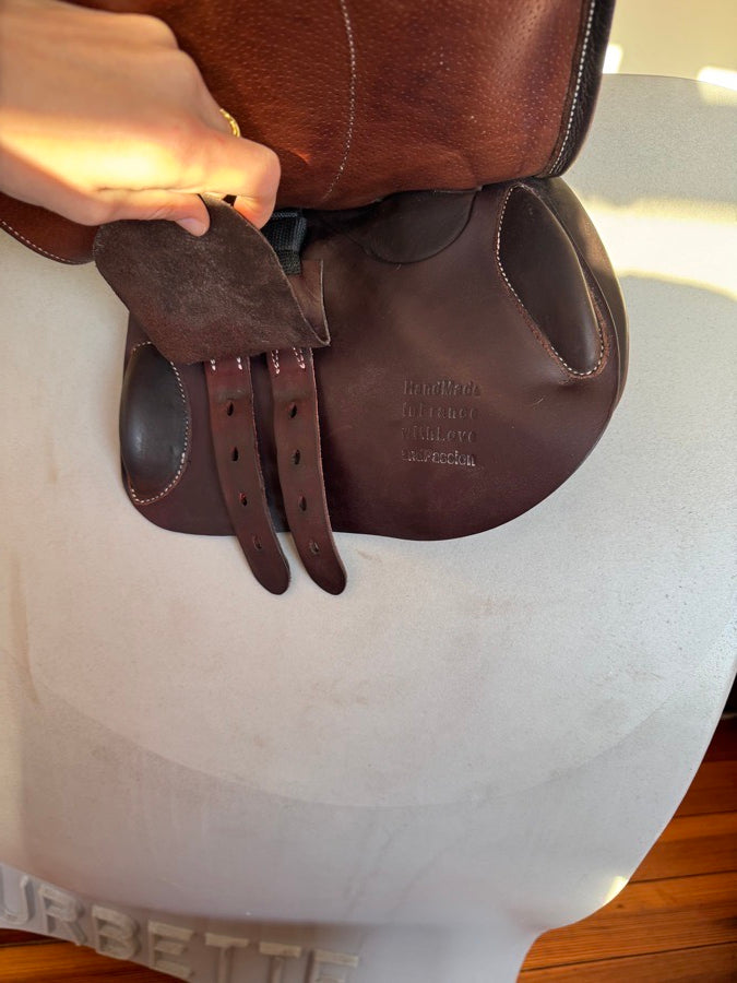 VOLTAIRE 15.5” 2022 Voltaire Welli Child / Pony Saddle - Full Buffalo - MINT! (7)