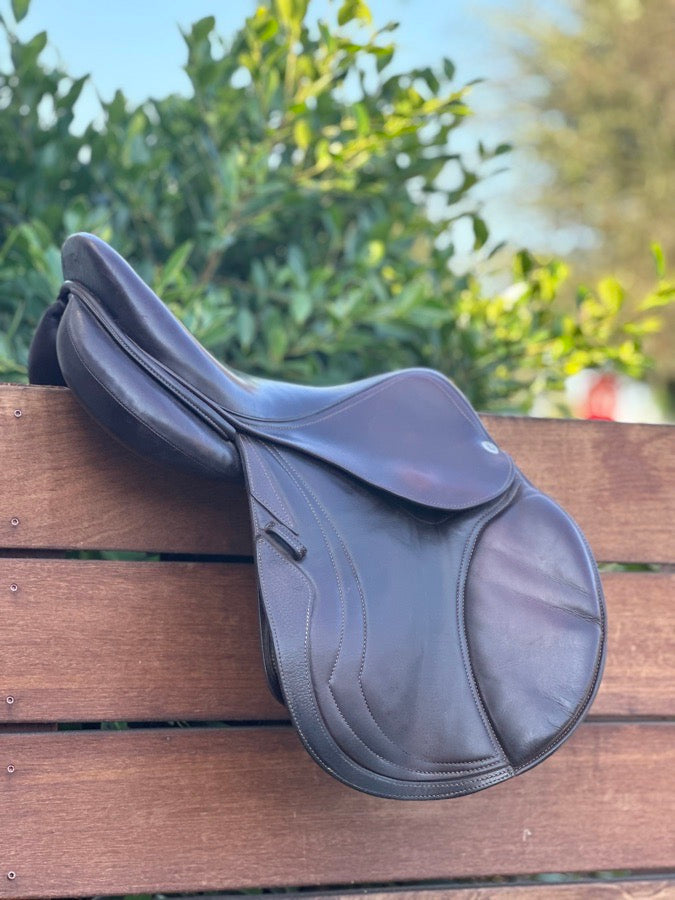 CWD Se10 16” 3K pony saddle