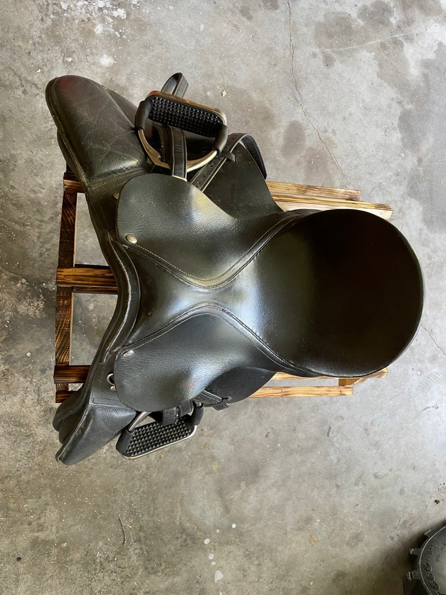 English saddle