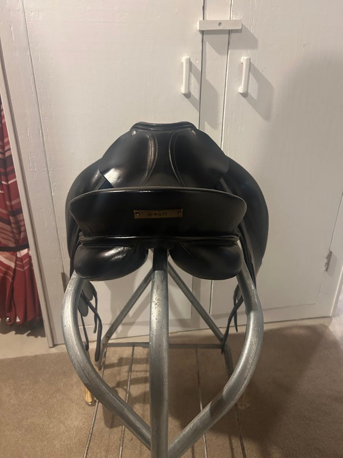 OTTO SCHUMACHER 17.5” Dressage Saddle (6)