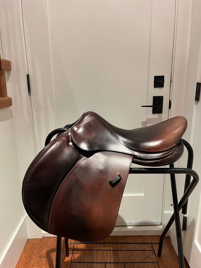 VOLTAIRE Voltaire Saddle (2)