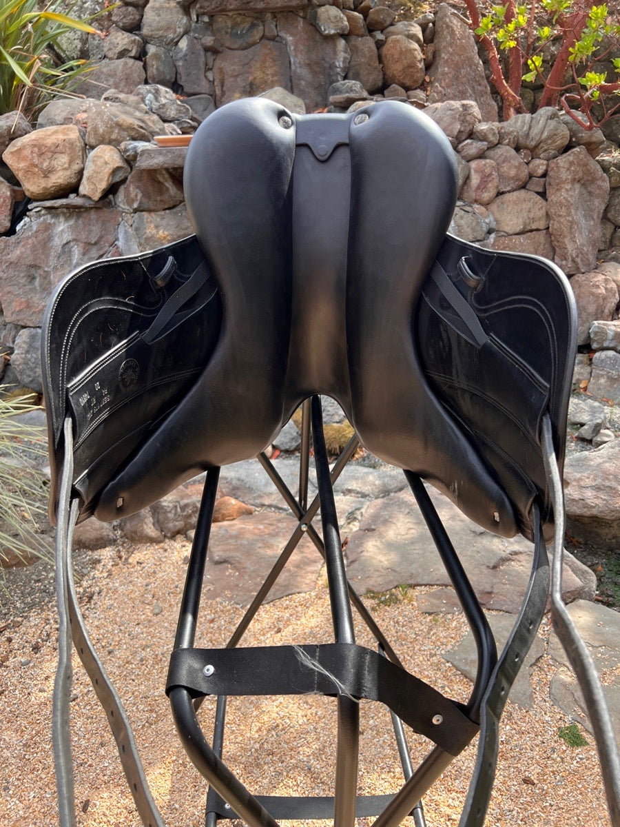 CWD Deep Seat Monoflap Dressage Saddle